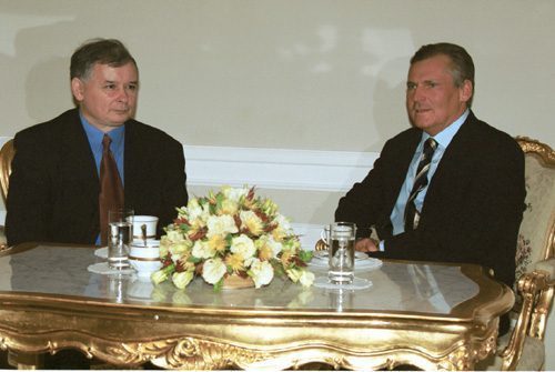 Mokry Kaczyński – suchy Kwaśniewski