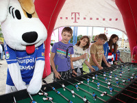 Piłkarski slalom i kolejne rekordy - T-Mobile Fanzone gościła w Bielsku-Białej (ZDJĘCIA)