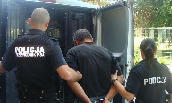 Facebookowe wpadki: opinia psychologa